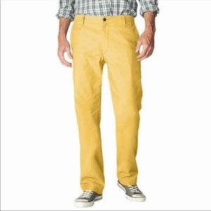 Docker’s Off the Clock Khaki - Straight Fit